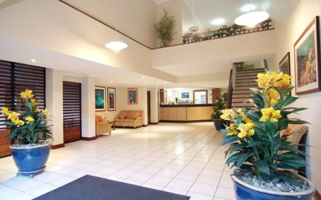 Comfort Inn & Suites Trinity Beach Club