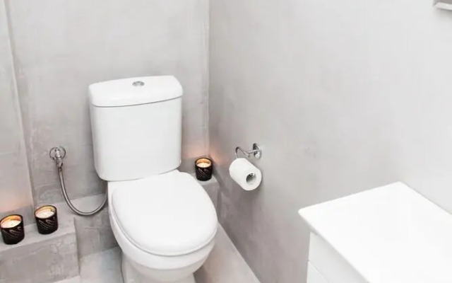 Modern, Glamorous Apt in Athens DT (2beds/2baths)