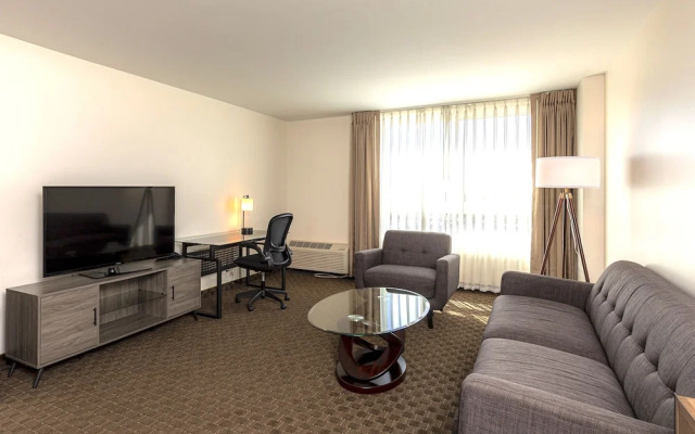 New Gardena Hotel