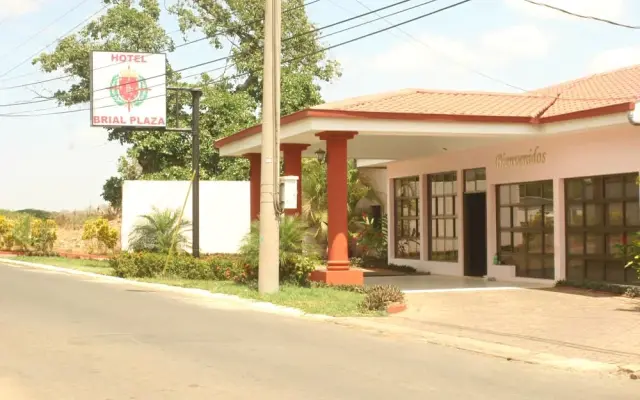 Hotel Brial Plaza