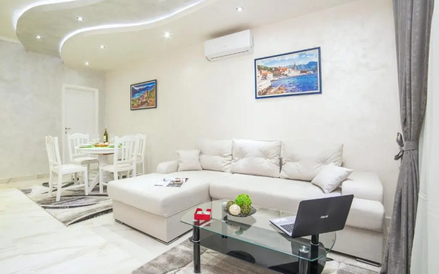 Apartment Lampion