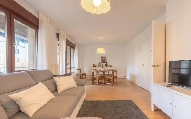 BAKIO BEACH II apartment by Aston Rentals