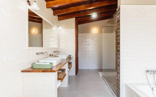 Bungalow Los Laureles