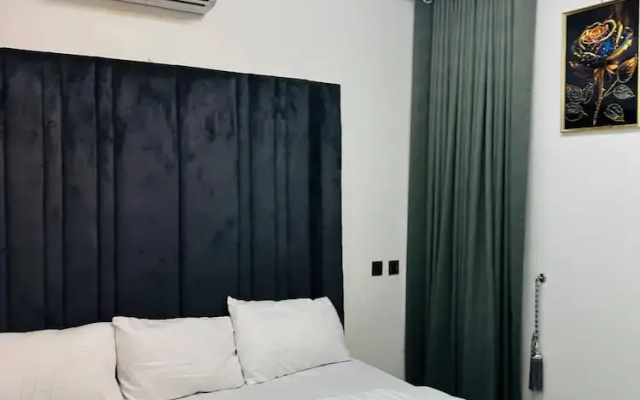 1bed apt With Balcony, Tennis , Snooker and Pool