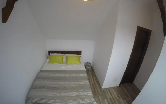 Duplex Apartment Busteni