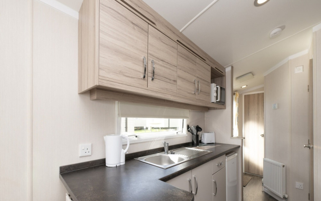 Sunseeker Caravan by Belvilla