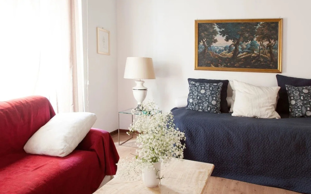RSH Navona Elegant Apartment 2