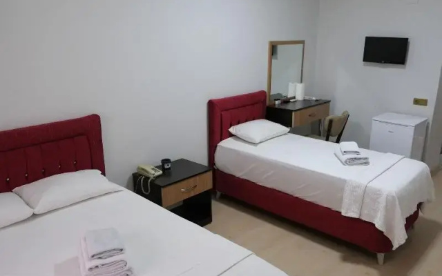 Grad Clover Otel