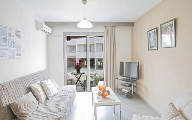 Ayia Napa Holiday Apartment So7
