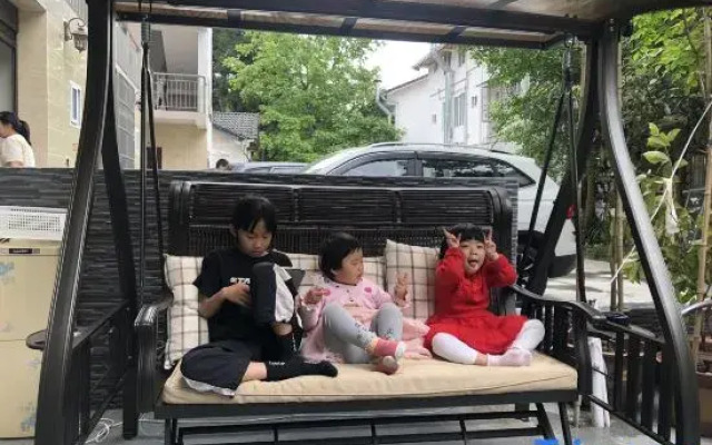 Pengzhou Xinleyuan Homestay