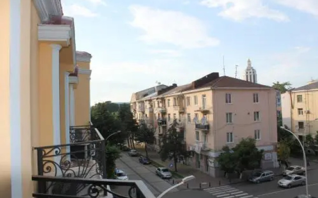 Guesthouse Abashidze 4