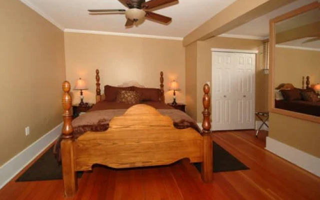 Quamichan Inn