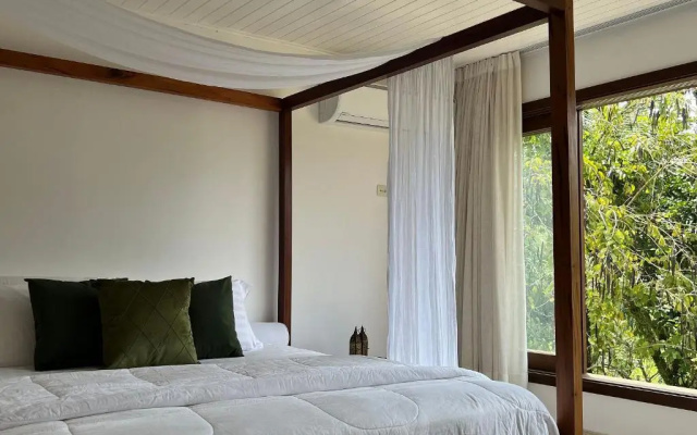 Casa Bali Em Condomínio Maresias 150m Do Mar