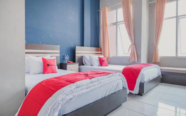 RedDoorz @ Jalan Hayam Wuruk Lampung 2
