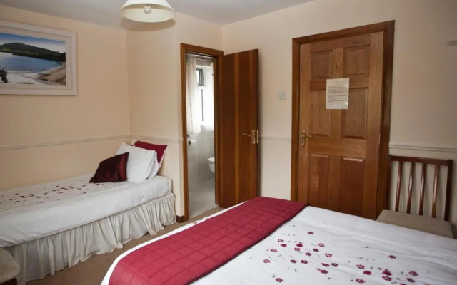 Avalon House B&B