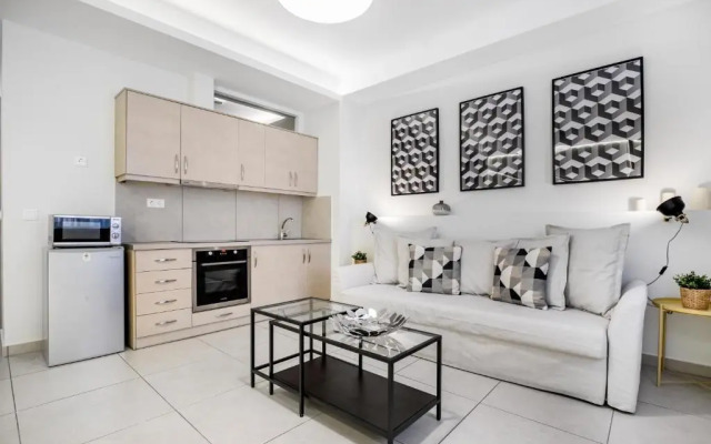 Supreme B1 Apartment in Syntagma