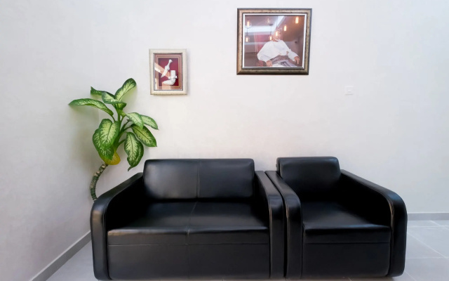 Al Jisr Hotel