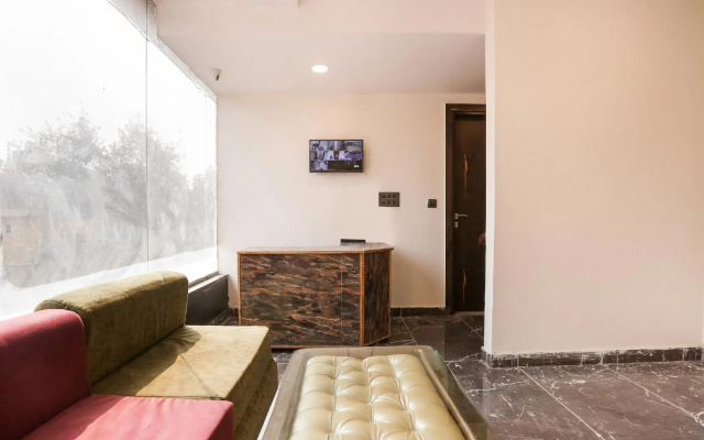 OYO Flagship 76522 Star Stay