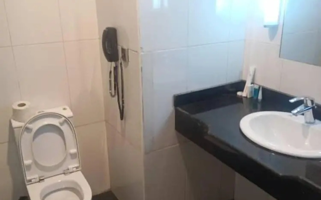 Golden Tulip Essentials Owerri