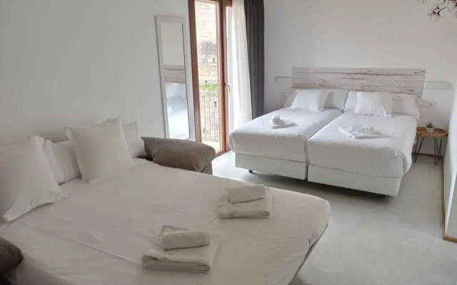 Iraipe Estella Rooms