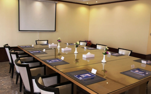 Al Khaleej Grand Hotel