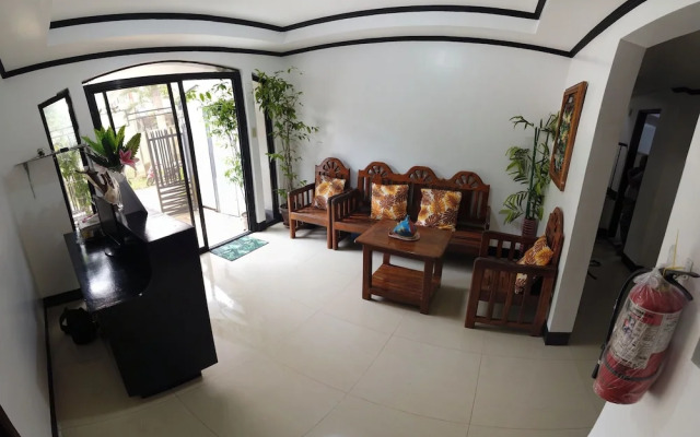 Amparo's Tourist Inn