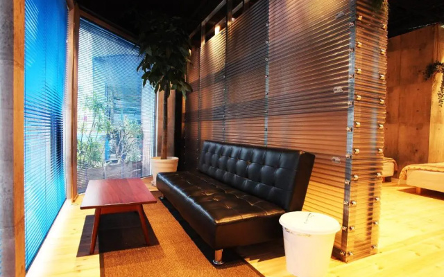 Kazemachigusa INN
