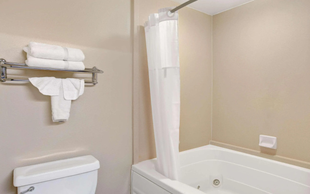 Ramada Limited and Suites San Francisco Airport