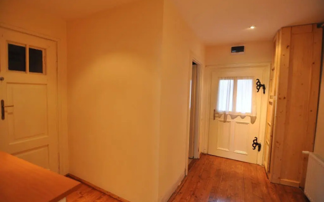 Schiller Apartment