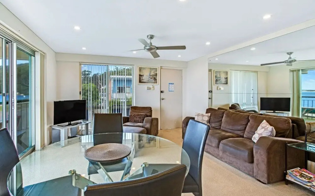 Shoal Bay Road, Shoal Towers, Unit 03, 11