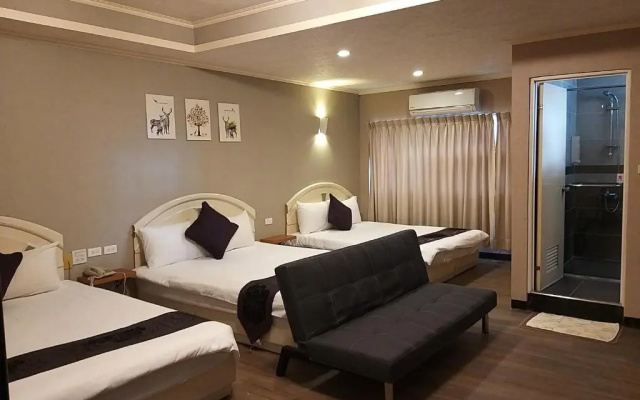 Guan Lun Hotel