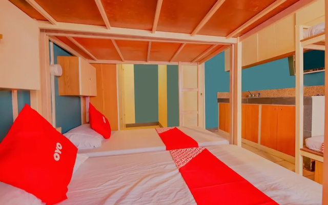 OYO 809 Crowne One Condo