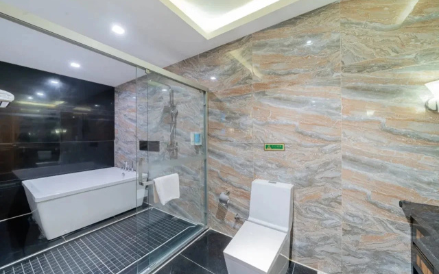 Vienna Hotel (Foshan Guangfo Road)