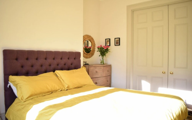 1 Bedroom Flat In Wimbledon