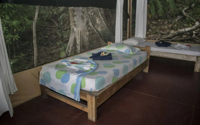 La Leona Eco Lodge