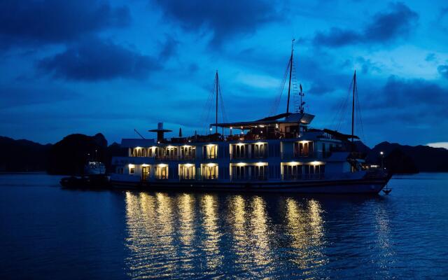 Отель Halong Glory Cruise вид на фасад