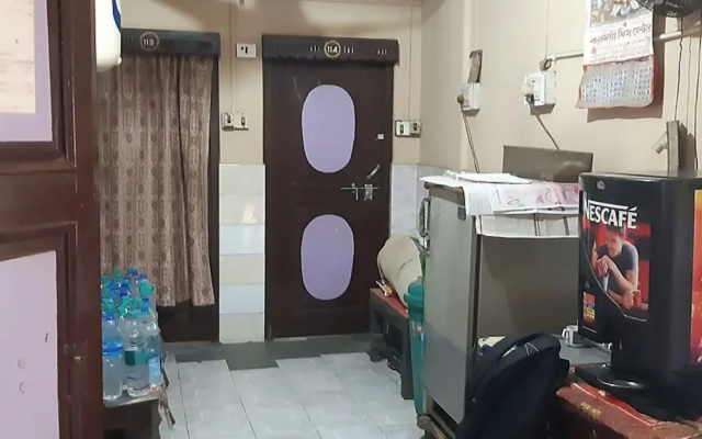 Goroomgo Central Guest House Agartala
