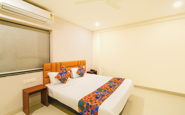Fabhotel The Cb Grand
