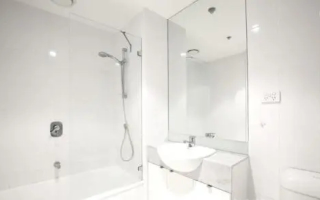 City Tower Apartment
