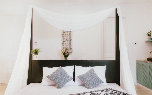 Decem Bed