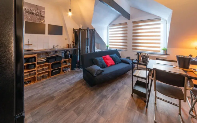 Nice Apartment in Liege With Parking
