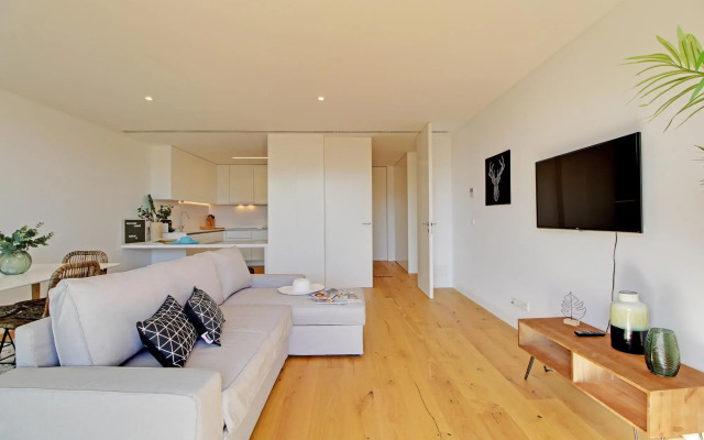 White Nature Apartment