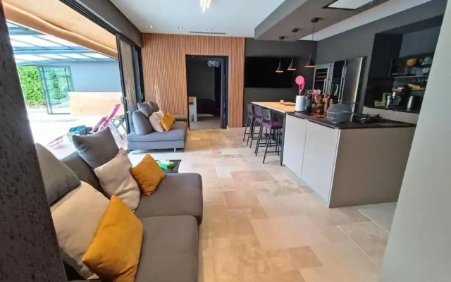 Holiday Home in Vayrac With Private Pool