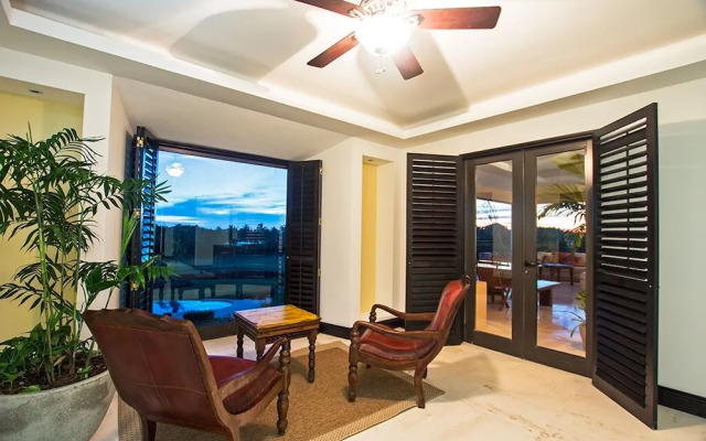 Luxurious 3 Bedroom Condo