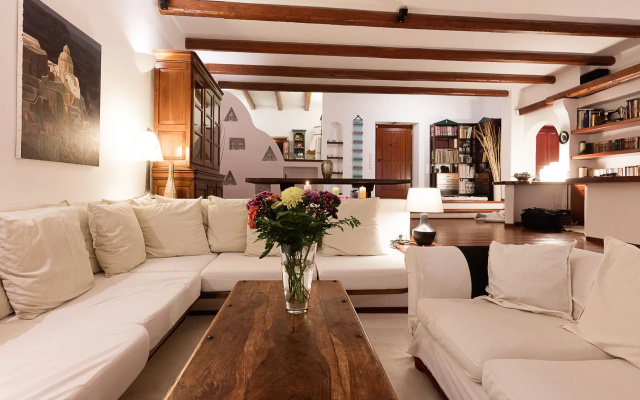 Aquaria Villa