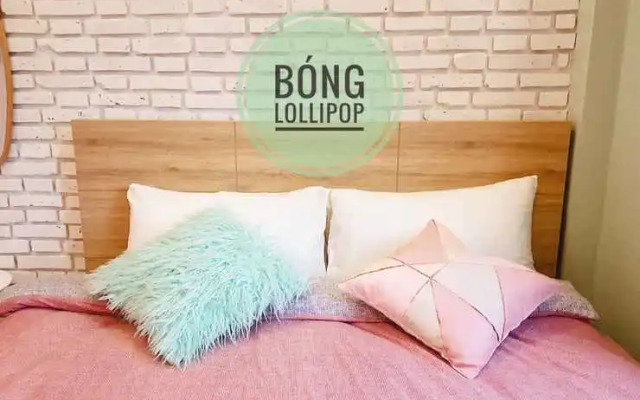 House Of Den & Bong