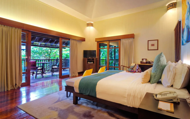 Bunga Raya Island Resort & Spa