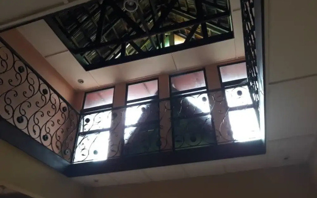 Le Chateau de Puah HomeStay