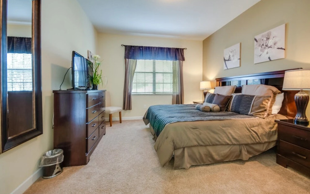 1422 Moonvalley Drive