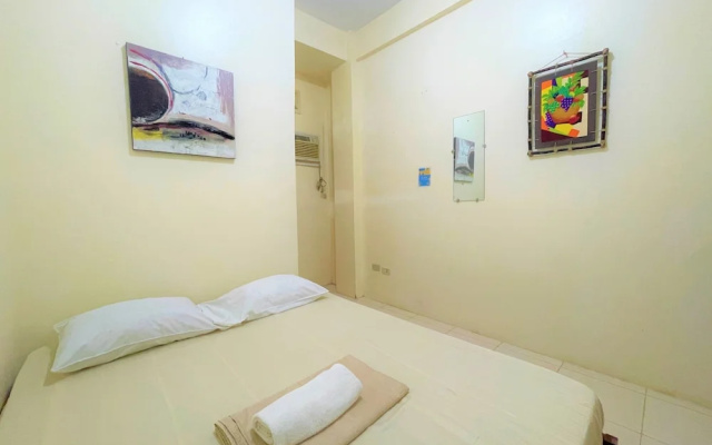 OYO 876 Escurel Inn Boracay